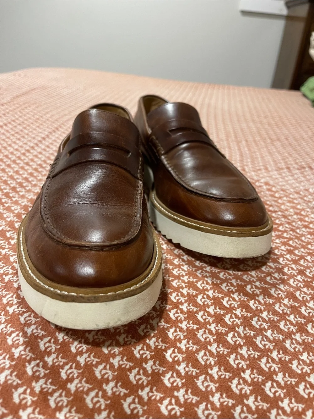 Clarks Men's Chestnut Leather Penny Loafers with White Crepe Sole